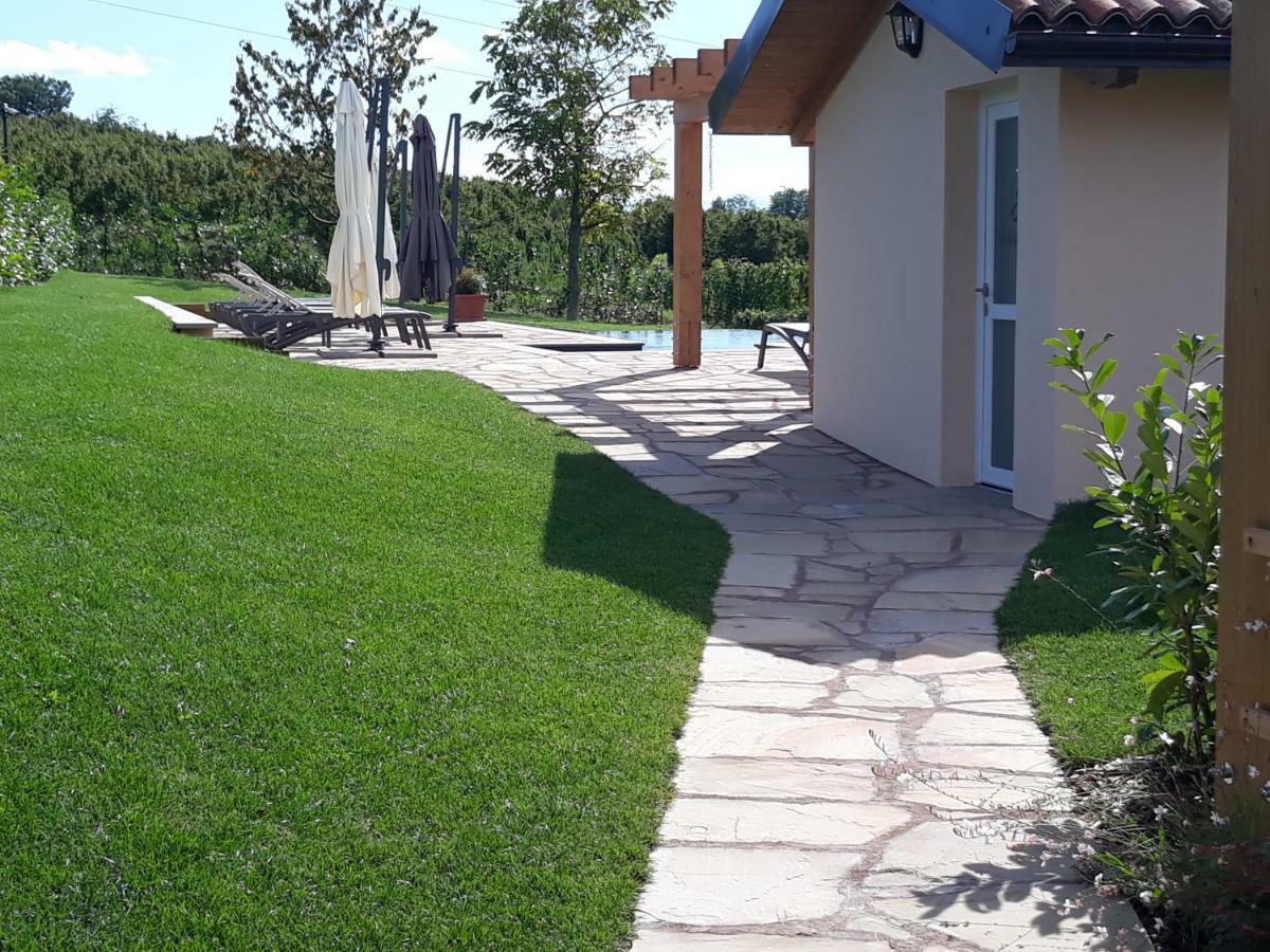 Relais Juliette Hotel La Morra Exterior photo